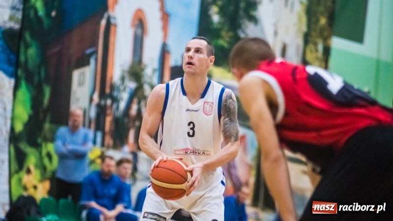 Zdjęcie w galerii na portalu naszraciborz.pl: Żorska Akademia Koszykówki niestraszna raciborskiej Ofensywie wiadomości z regionu