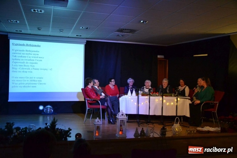 Zdjęcie w galerii na portalu naszraciborz.pl: Pokolędujmy razem - montaż słowno-muzyczny na Zamku Piastowskim  wiadomości z regionu