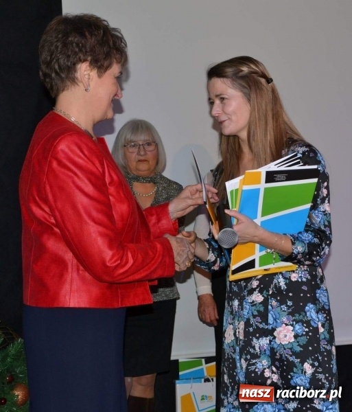 Zdjęcie w galerii na portalu naszraciborz.pl: Pokolędujmy razem - montaż słowno-muzyczny na Zamku Piastowskim  wiadomości z regionu