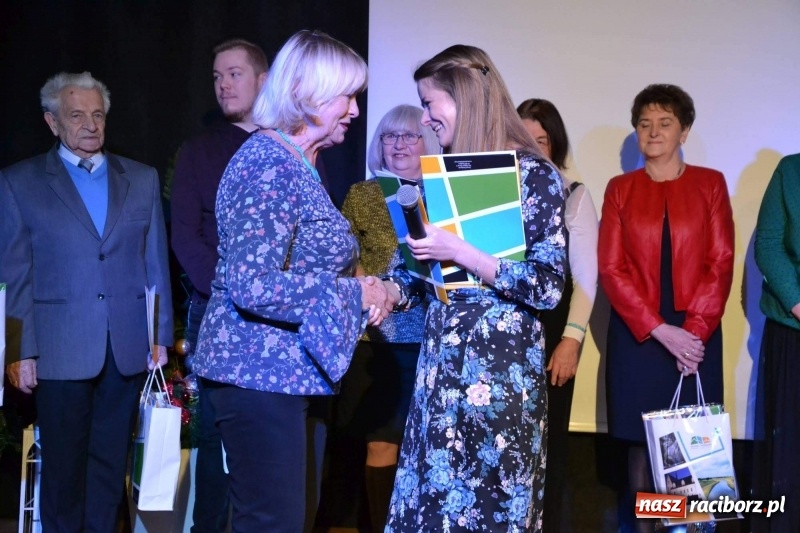 Zdjęcie w galerii na portalu naszraciborz.pl: Pokolędujmy razem - montaż słowno-muzyczny na Zamku Piastowskim  wiadomości z regionu