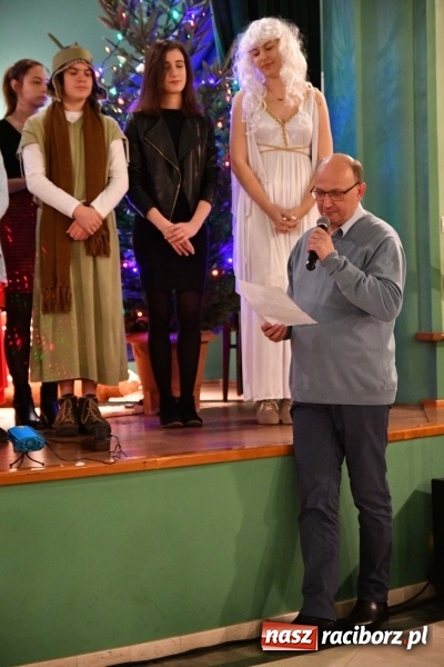 Zdjęcie w galerii na portalu naszraciborz.pl: ARS wystawił Jasełka na nowy czas  wiadomości z regionu