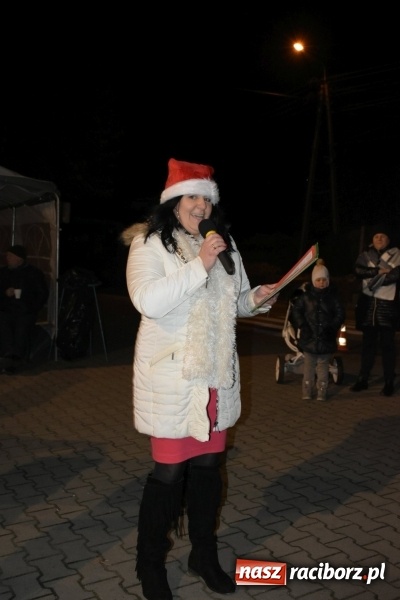 Zdjęcie w galerii na portalu naszraciborz.pl: Adwentowe spotkanie przy choince w Bieńkowicach  wiadomości z regionu