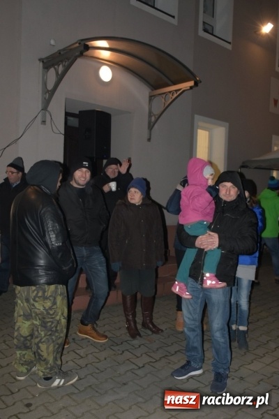 Zdjęcie w galerii na portalu naszraciborz.pl: Adwentowe spotkanie przy choince w Bieńkowicach  wiadomości z regionu