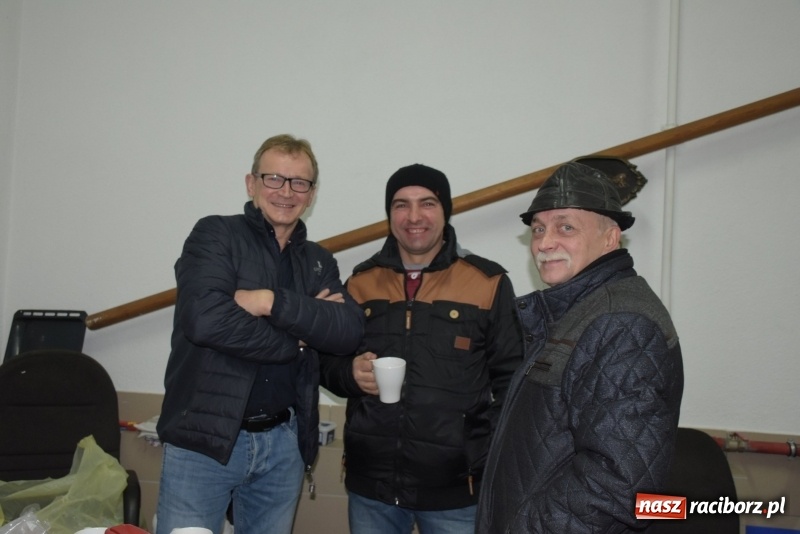 Zdjęcie w galerii na portalu naszraciborz.pl: Adwentowe spotkanie przy choince w Bieńkowicach  wiadomości z regionu