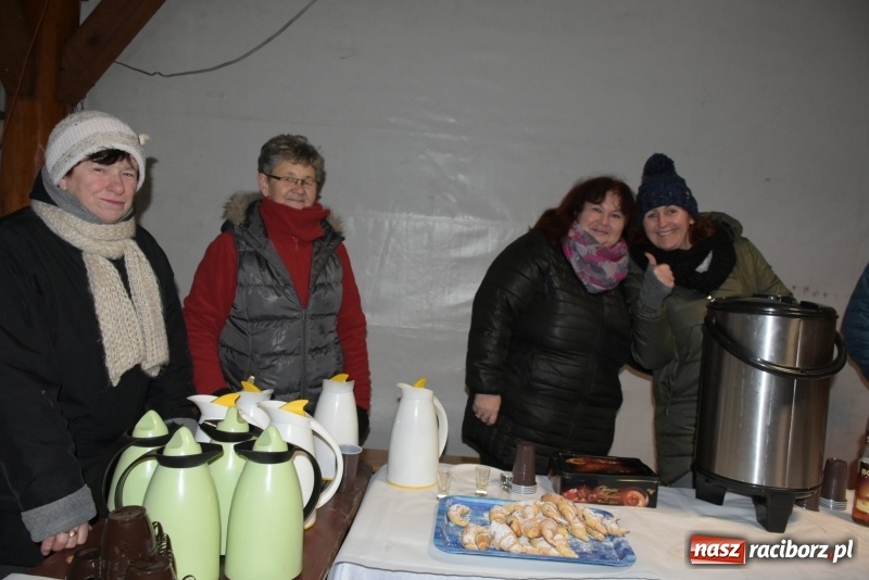 Zdjęcie w galerii na portalu naszraciborz.pl: Glühwein w Roszkowie  wiadomości z regionu
