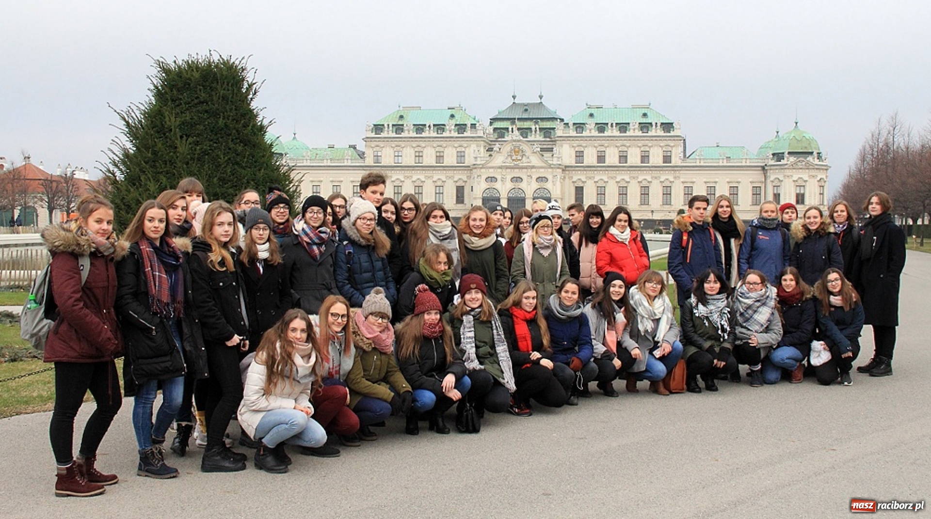 Zdjęcie w galerii na portalu naszraciborz.pl: Uczniowie I LO zobaczyli Wiedeń w świątecznej odsłonie wiadomości z regionu
