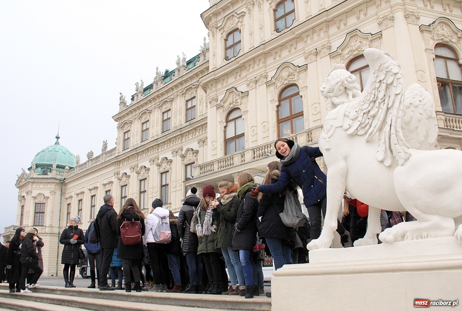 Zdjęcie w galerii na portalu naszraciborz.pl: Uczniowie I LO zobaczyli Wiedeń w świątecznej odsłonie wiadomości z regionu