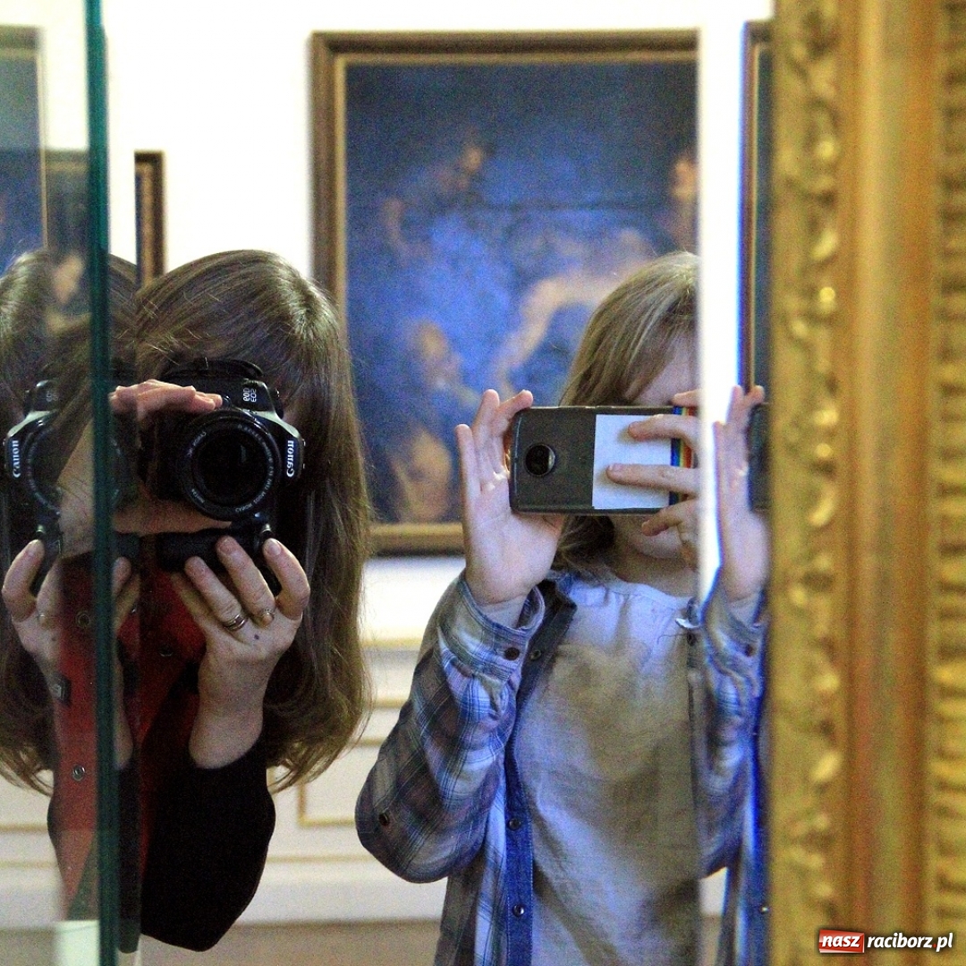 Zdjęcie w galerii na portalu naszraciborz.pl: Uczniowie I LO zobaczyli Wiedeń w świątecznej odsłonie wiadomości z regionu