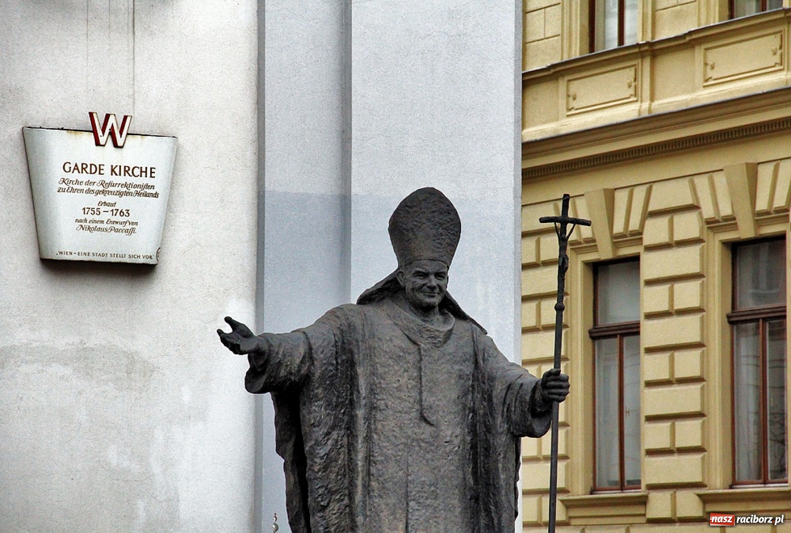 Zdjęcie w galerii na portalu naszraciborz.pl: Uczniowie I LO zobaczyli Wiedeń w świątecznej odsłonie wiadomości z regionu