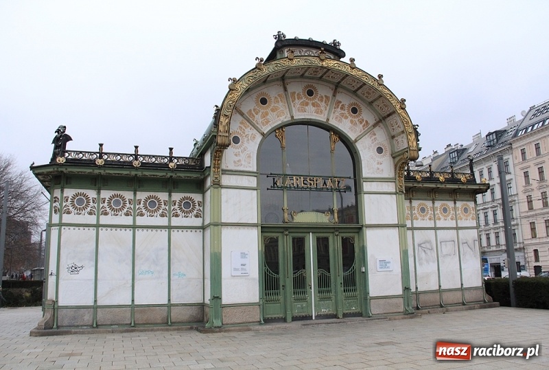 Zdjęcie w galerii na portalu naszraciborz.pl: Uczniowie I LO zobaczyli Wiedeń w świątecznej odsłonie wiadomości z regionu