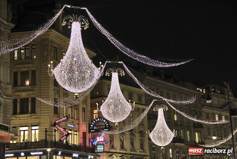 Zdjęcie w galerii na portalu naszraciborz.pl: Uczniowie I LO zobaczyli Wiedeń w świątecznej odsłonie wiadomości z regionu