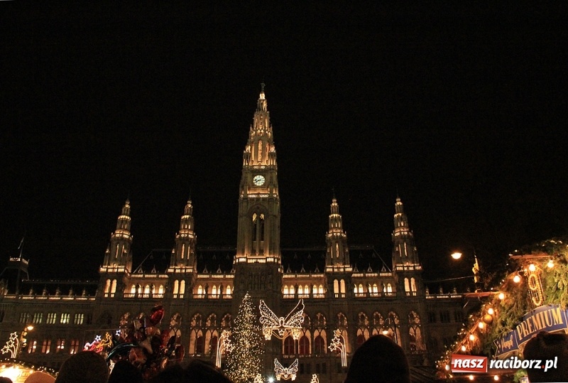 Zdjęcie w galerii na portalu naszraciborz.pl: Uczniowie I LO zobaczyli Wiedeń w świątecznej odsłonie wiadomości z regionu