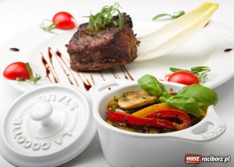 Zdjęcie w galerii na portalu naszraciborz.pl: Grudniowy czas prezentów w Dworku Szonowice wiadomości z regionu