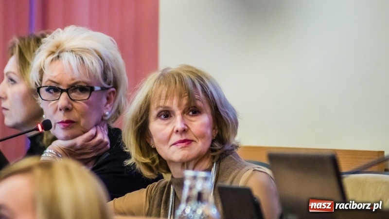 Zdjęcie w galerii na portalu naszraciborz.pl: Ekspresowe tempo komisji finansów. Projekt drogi Racibórz-Pszczyna stanie się półkownikiem? wiadomości z regionu