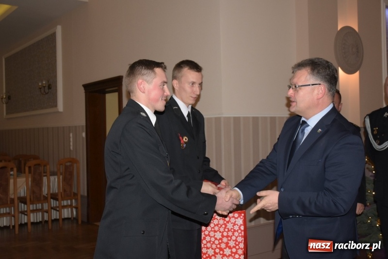 Zdjęcie w galerii na portalu naszraciborz.pl: Spotkanie opłatkowe strażaków gminy Krzyżanowice wiadomości z regionu