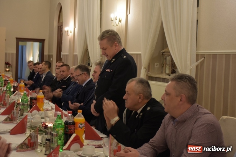 Zdjęcie w galerii na portalu naszraciborz.pl: Spotkanie opłatkowe strażaków gminy Krzyżanowice wiadomości z regionu