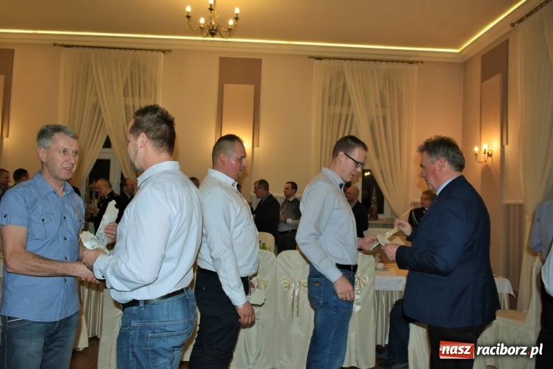 Zdjęcie w galerii na portalu naszraciborz.pl: Spotkanie opłatkowe strażaków gminy Krzyżanowice wiadomości z regionu