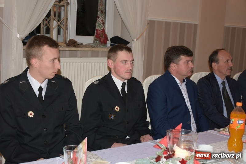 Zdjęcie w galerii na portalu naszraciborz.pl: Spotkanie opłatkowe strażaków gminy Krzyżanowice wiadomości z regionu
