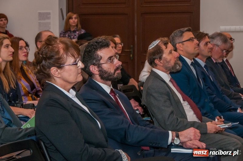 Zdjęcie w galerii na portalu naszraciborz.pl: Żydzi na Górnym Śląsku. Otwarcie wystawy stałej w gliwickim Muzeum wiadomości z regionu