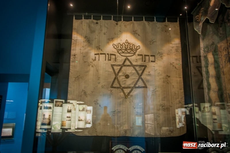 Zdjęcie w galerii na portalu naszraciborz.pl: Żydzi na Górnym Śląsku. Otwarcie wystawy stałej w gliwickim Muzeum wiadomości z regionu