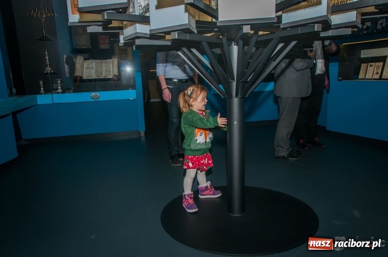 Zdjęcie w galerii na portalu naszraciborz.pl: Żydzi na Górnym Śląsku. Otwarcie wystawy stałej w gliwickim Muzeum wiadomości z regionu