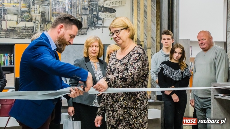 Zdjęcie w galerii na portalu naszraciborz.pl: Remont zakończony. Miejska i Powiatowa Biblioteka Publiczna oficjalnie otwarta wiadomości z regionu