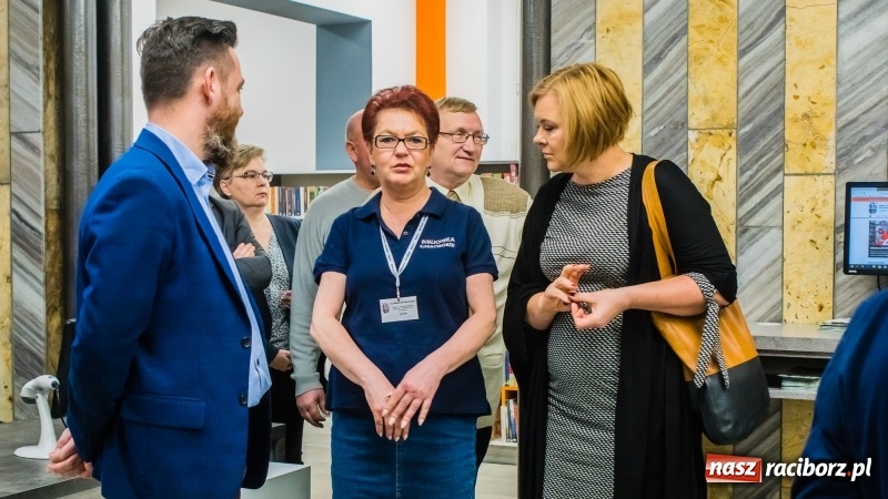 Zdjęcie w galerii na portalu naszraciborz.pl: Remont zakończony. Miejska i Powiatowa Biblioteka Publiczna oficjalnie otwarta wiadomości z regionu