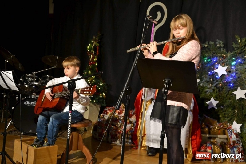 Zdjęcie w galerii na portalu naszraciborz.pl: Koncert Kolędowy na Zamku Piastowskim  wiadomości z regionu