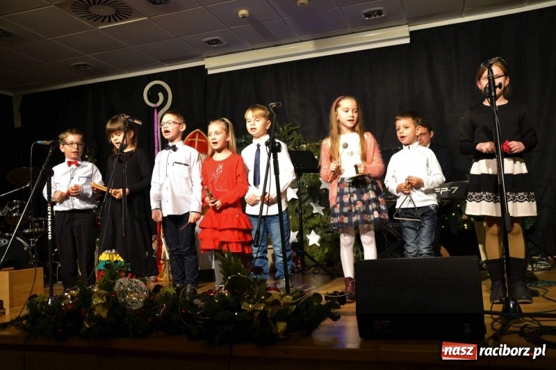 Zdjęcie w galerii na portalu naszraciborz.pl: Koncert Kolędowy na Zamku Piastowskim  wiadomości z regionu