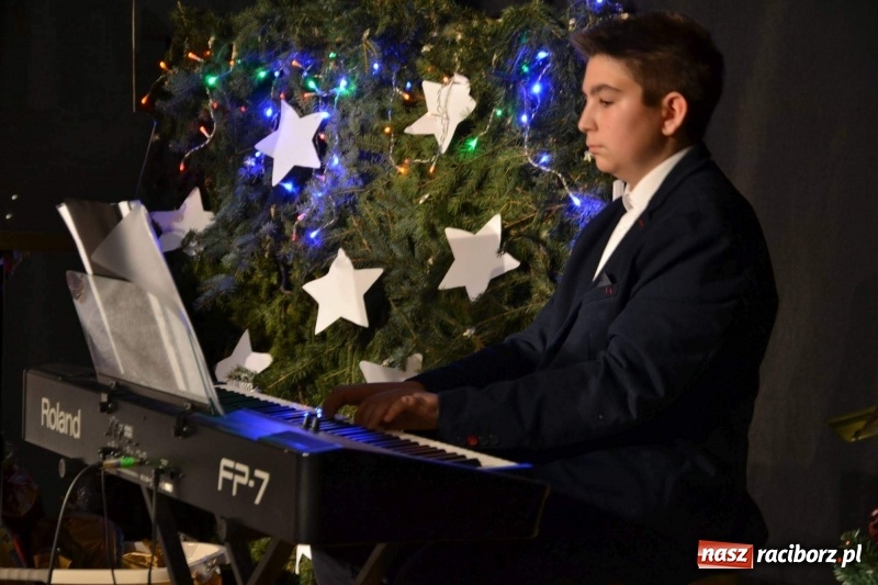 Zdjęcie w galerii na portalu naszraciborz.pl: Koncert Kolędowy na Zamku Piastowskim  wiadomości z regionu