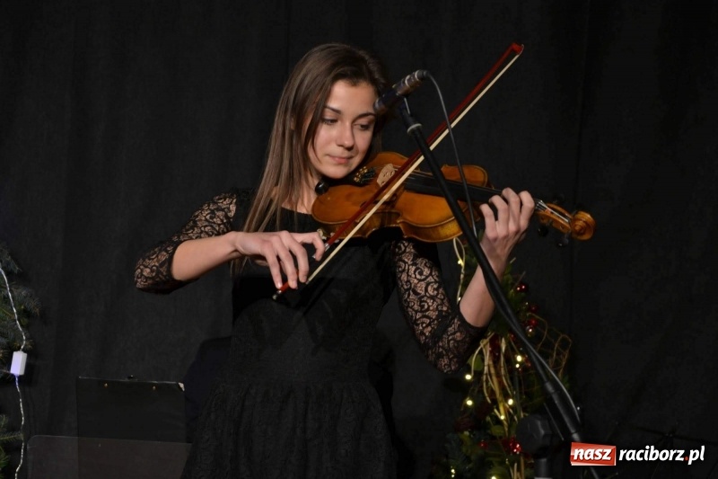 Zdjęcie w galerii na portalu naszraciborz.pl: Koncert Kolędowy na Zamku Piastowskim  wiadomości z regionu