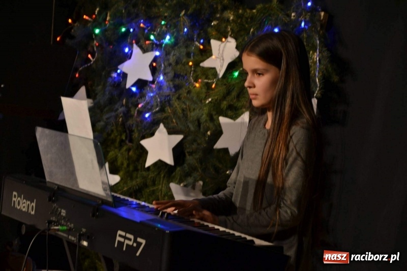 Zdjęcie w galerii na portalu naszraciborz.pl: Koncert Kolędowy na Zamku Piastowskim  wiadomości z regionu