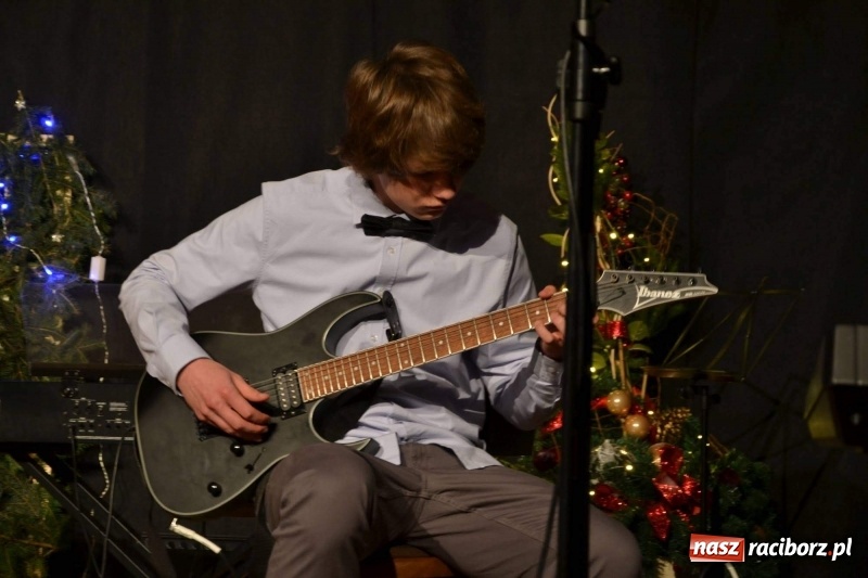 Zdjęcie w galerii na portalu naszraciborz.pl: Koncert Kolędowy na Zamku Piastowskim  wiadomości z regionu