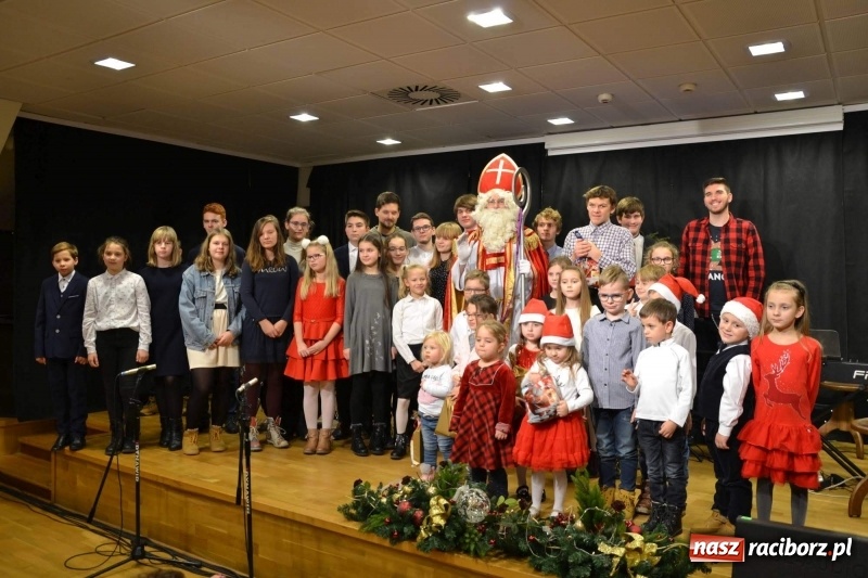 Zdjęcie w galerii na portalu naszraciborz.pl: Koncert Kolędowy na Zamku Piastowskim  wiadomości z regionu