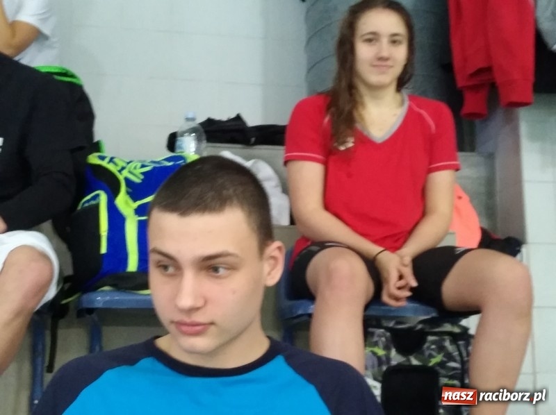 Zdjęcie w galerii na portalu naszraciborz.pl: Pływanie. Pięć medali pływaków Szkoły Mistrzostwa Sportowego wiadomości z regionu