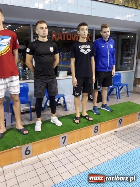 Zdjęcie w galerii na portalu naszraciborz.pl: Pływanie. Pięć medali pływaków Szkoły Mistrzostwa Sportowego wiadomości z regionu