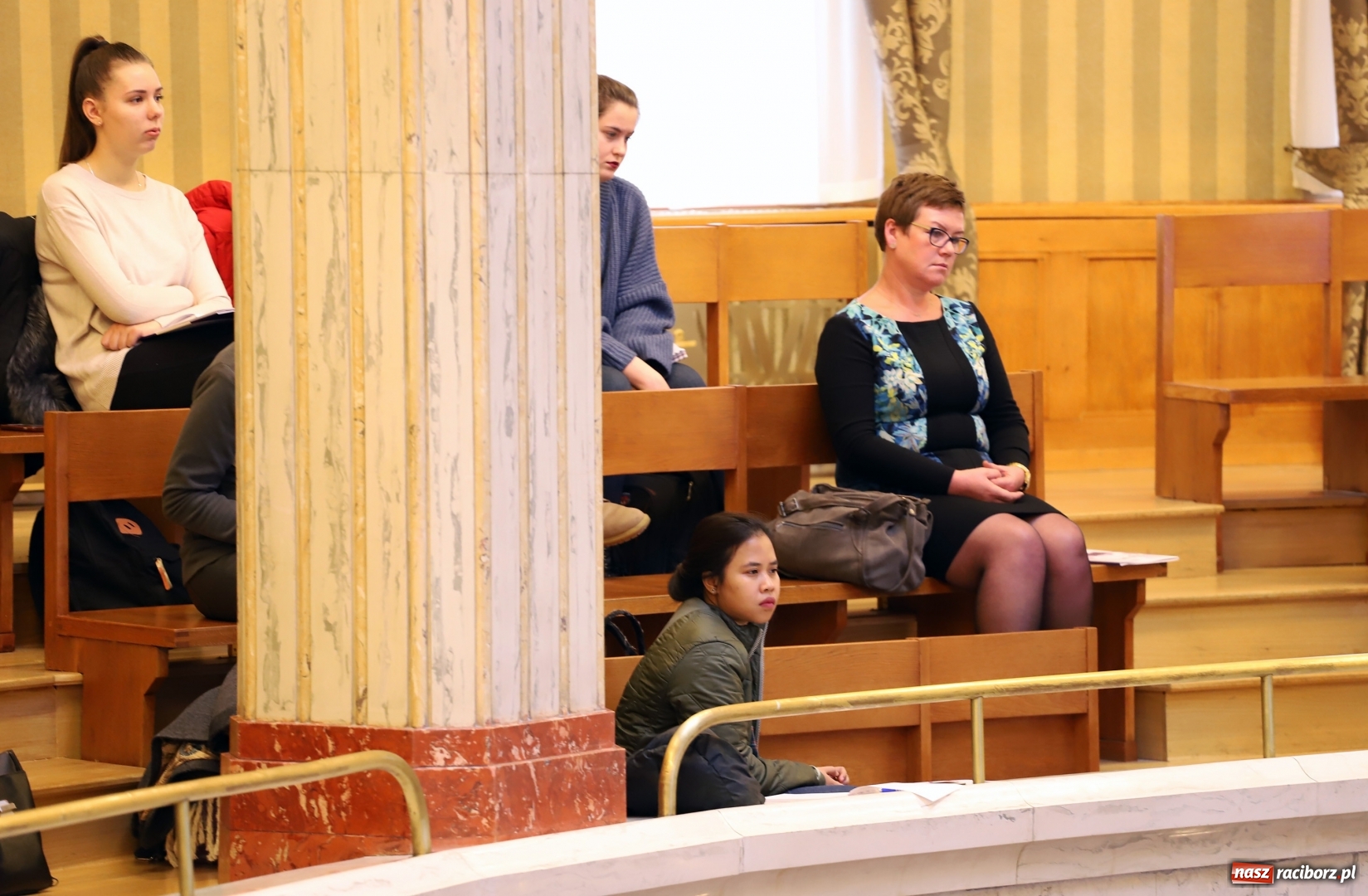 Zdjęcie w galerii na portalu naszraciborz.pl: Władze wojewódzkie chcą wspierać integrację obcokrajowców. Górny Śląsk potrzebuje rąk do pracy wiadomości z regionu