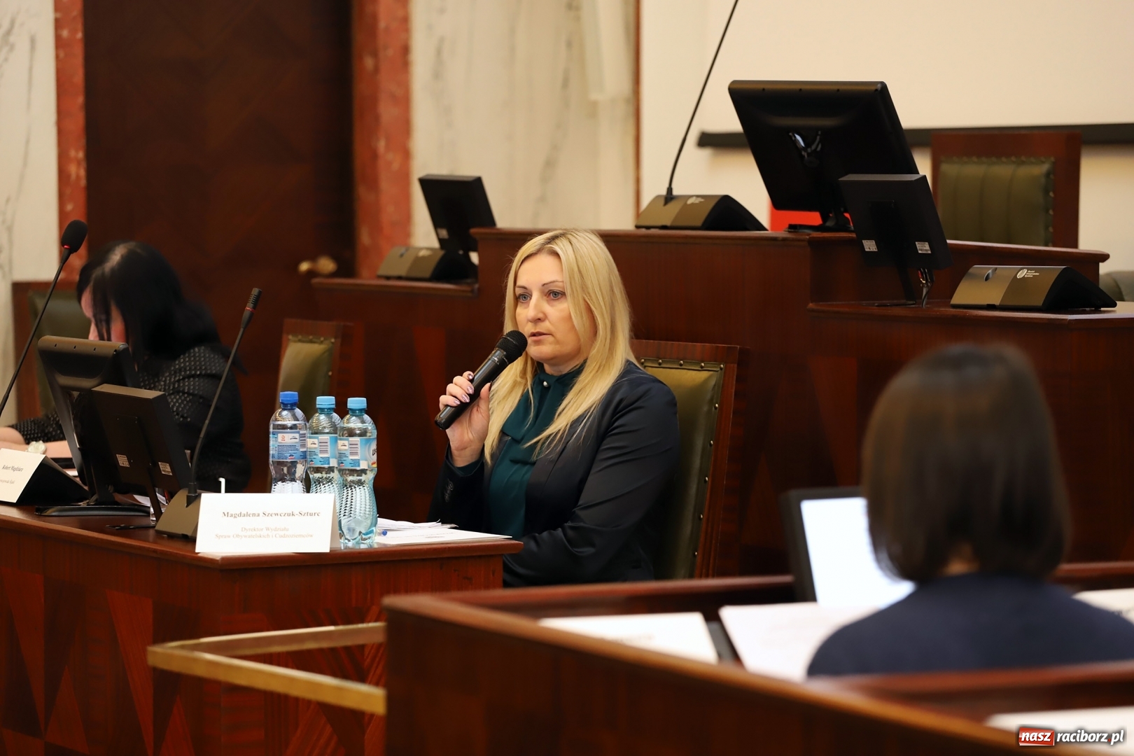 Zdjęcie w galerii na portalu naszraciborz.pl: Władze wojewódzkie chcą wspierać integrację obcokrajowców. Górny Śląsk potrzebuje rąk do pracy wiadomości z regionu