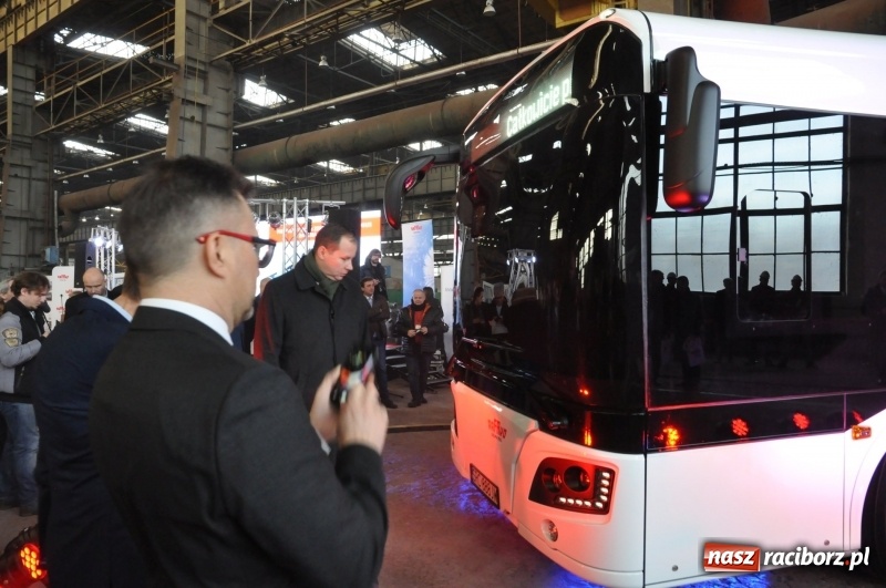 Zdjęcie w galerii na portalu naszraciborz.pl: E-BUS z Rafako na jazdach testowych [WIDEO] wiadomości z regionu