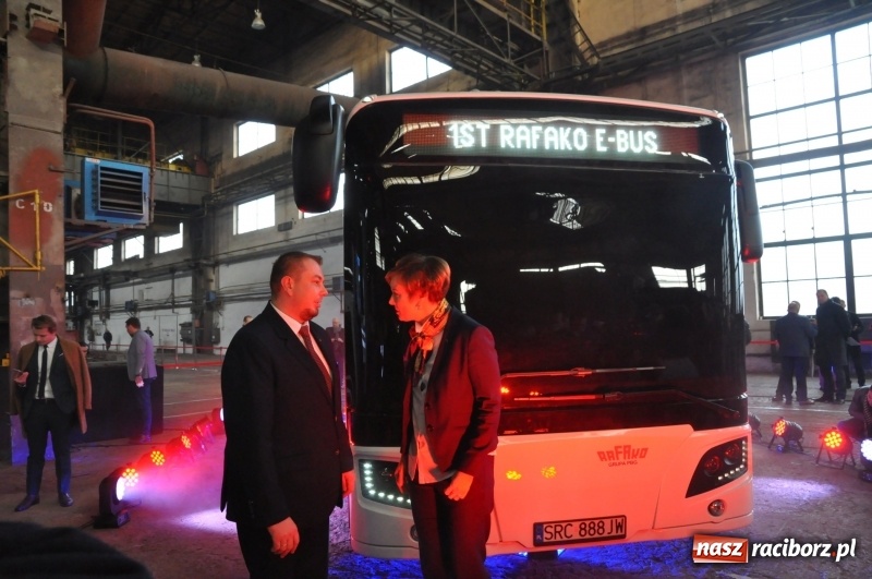 Zdjęcie w galerii na portalu naszraciborz.pl: E-BUS z Rafako na jazdach testowych [WIDEO] wiadomości z regionu
