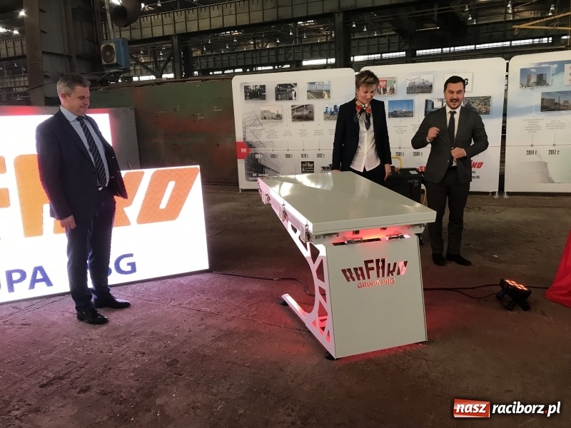 Zdjęcie w galerii na portalu naszraciborz.pl: E-BUS z Rafako na jazdach testowych [WIDEO] wiadomości z regionu