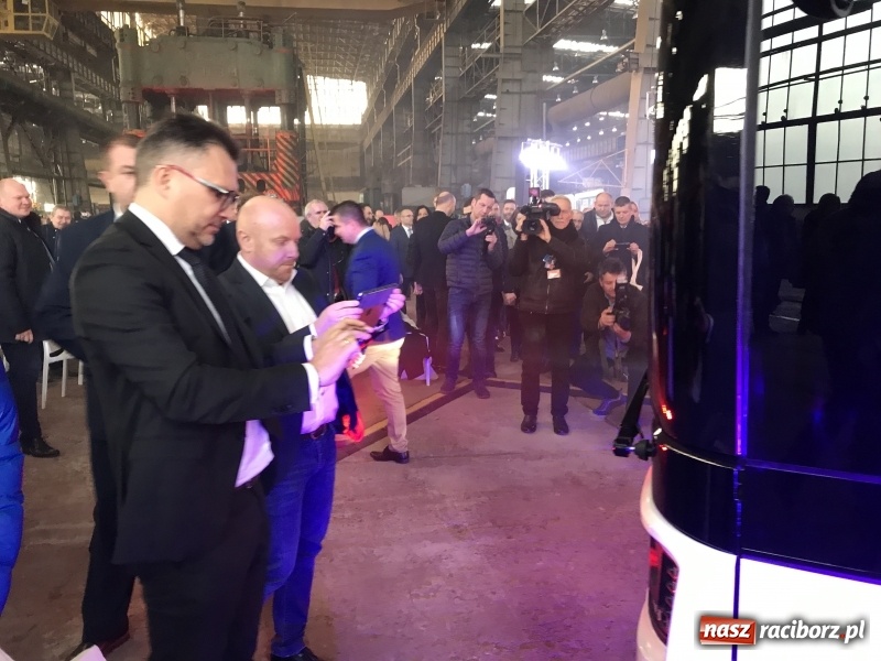 Zdjęcie w galerii na portalu naszraciborz.pl: E-BUS z Rafako na jazdach testowych [WIDEO] wiadomości z regionu