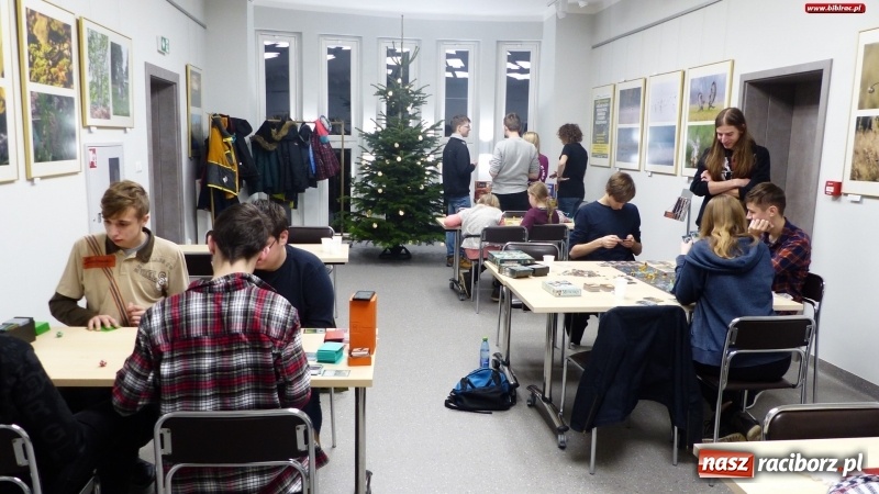 Zdjęcie w galerii na portalu naszraciborz.pl: Planszówkowe piątki w raciborskiej bibliotece wiadomości z regionu