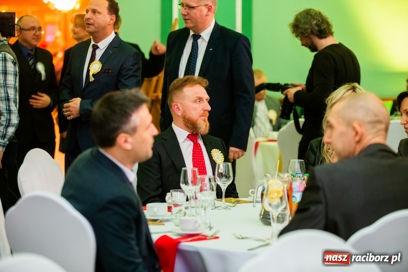 Zdjęcie w galerii na portalu naszraciborz.pl: Przedświąteczne spotkanie w Rafako. Uhonorowano emerytów i jubilatów spółki wiadomości z regionu