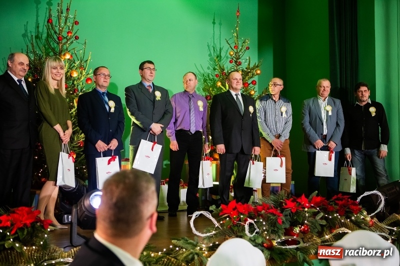 Zdjęcie w galerii na portalu naszraciborz.pl: Przedświąteczne spotkanie w Rafako. Uhonorowano emerytów i jubilatów spółki wiadomości z regionu