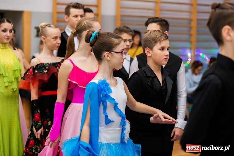 Zdjęcie w galerii na portalu naszraciborz.pl: Pokazy taneczne wychowanków MDK w MOS-ie wiadomości z regionu