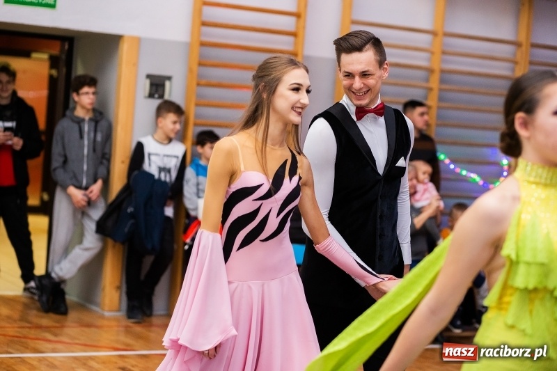 Zdjęcie w galerii na portalu naszraciborz.pl: Pokazy taneczne wychowanków MDK w MOS-ie wiadomości z regionu