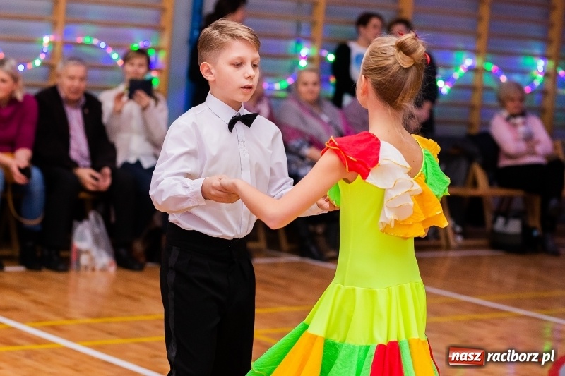 Zdjęcie w galerii na portalu naszraciborz.pl: Pokazy taneczne wychowanków MDK w MOS-ie wiadomości z regionu
