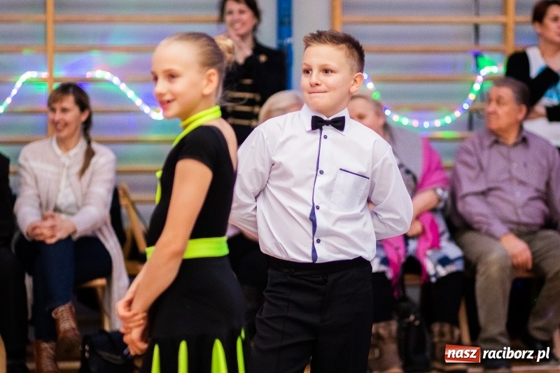 Zdjęcie w galerii na portalu naszraciborz.pl: Pokazy taneczne wychowanków MDK w MOS-ie wiadomości z regionu