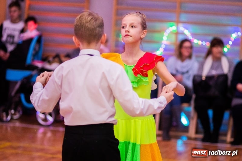 Zdjęcie w galerii na portalu naszraciborz.pl: Pokazy taneczne wychowanków MDK w MOS-ie wiadomości z regionu